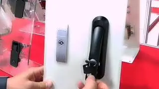 Zinc Alloy Swing Handle Lock Multipoint Latch System Black Coating