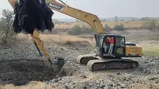पोकलेन से ट्रैक्टर लोडिंग 