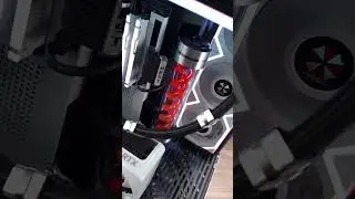 P4 - Level | Resident Evil PC Builds & Satisfying Sticker Peel ASMR