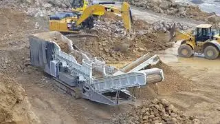 Crawler-type mobile roller screen,clay stone separator