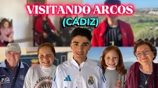 Bruno, Triana, Mercedes y los abuelos visitando Arcos de la Frontera (Cádiz) 2026