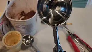 Cookie Scoops Set Review: Perfectly Sized Dough & Ice Cream Scoops!