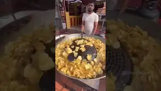 South Indian Street massive making aloo chips/ south street food/#ytshorts #hungrybuddy #food#food