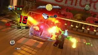 The LEGO Ninjago Movie Videogame Boss Master Chicken with Jay (High School)