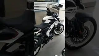 NS 200 🔥 BS6 White Colour 2021