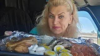 Что должны знать сотрудники магазина? Как реагируют на покупателей?