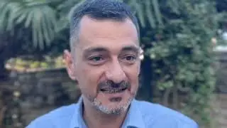 insanlar başqalarının pisdiklərini deyerler &ouml;z etikləri yadlarından &ccedil;ıxar