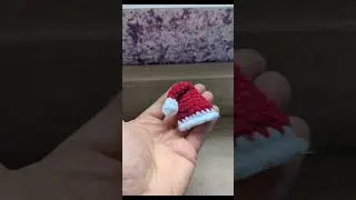 santa hat hair clip #crochet #handmade #amigurumi #knittig #crochetpattern #knitting