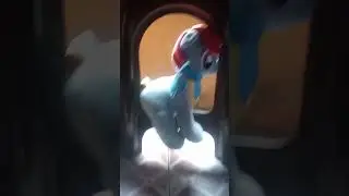 LG life's good at arena rides rainbow dash carousel at Philippine arena