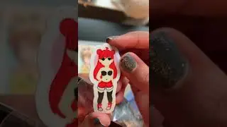 Unboxing a package from Nyrelle Busby!! 💕❤️
