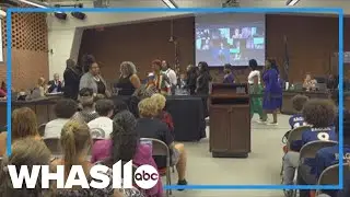 JCPS celebrates bus drivers&rsquo; teamwork and safety at school board meeting