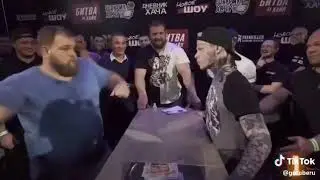 DIE H&auml;rterste BACKPFEIFE der WELT 😱💪 | KO SCHLAG.