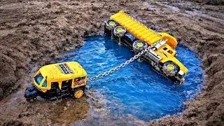 🚛💥 Auto Rickshaw Rescues an Overturned Truck from Deep Water! 🌊🔗🔥