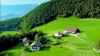 Italy in 4K ULTRA HD &ndash; Relaxing Aerial Views with Peaceful Music