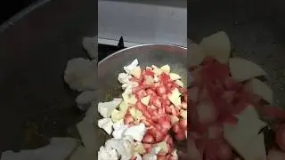 mujhe tk se khana banana nahi aata 😭#short #cooking #shortvideo #youtubeshorts