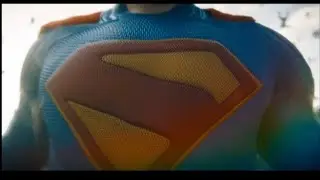 Superman (2025) Superman vs Ultraman y Raptores (Escena) completa HD