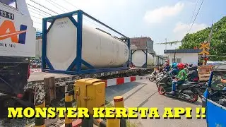 WOW !! ADA Kereta Api Monster Saat Pengiriman KRL Baru China CLI 125 Trainset Terakhir