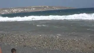 Sitia Beach :) lovely waves!! .AVI
