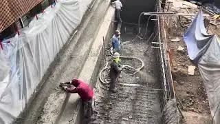 Gunite swimming pool processing 