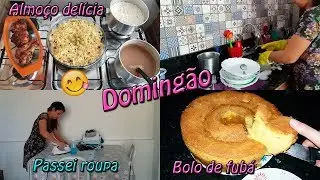 Almoço de domingo, fiz salpicão, passei roupa, lavei roupa, bolo de fubá e mais...