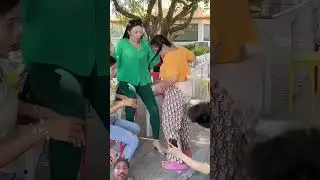 #funny #thaifood #comedy #thaistreetfood #thaichicken #thaifoodlover #prank