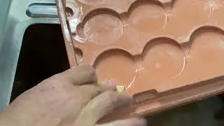 Rapid mold development and sample making process for turnover transport pallet