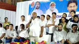 Other party leaders joins YSRCP in presence of party MLA Hafeez Khan in Kurnool city