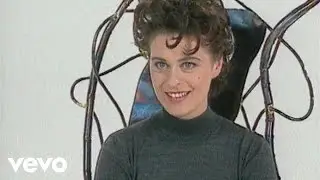 Lisa Stansfield - Record Signing (Real Life Documentary)
