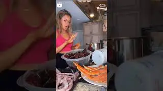 When Lobster attack 😲😲😲#funny #seafood #trending