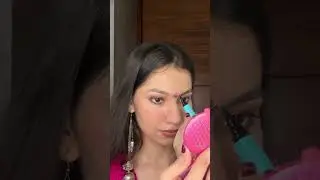 Navratri bindi styles using EYELINER😱😍🩷 #navratri #ashortaday #trending #navratrispecial