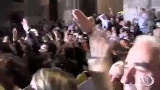 AMANDA E RAFFAELE ASSOLTI, LA PIAZZA DI PERUGIA GRIDA: 