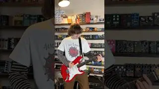 NEW RIFF #grunge #guitarplayer #stratocaster #fuzz #fyp #squier