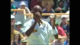cricket worst catching and fielding compilation..funny bloopers!!