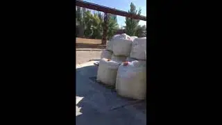 Свалка опасного карбамата под открытым небом на Волжском оргсинтезе