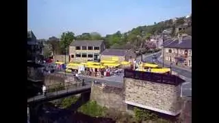 Holmfirth Folk Fest 10 May 08  (35) View from Picturedrome.AVI