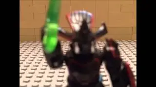 Halo Mega Bloks: Chief vs. Chieftain 5