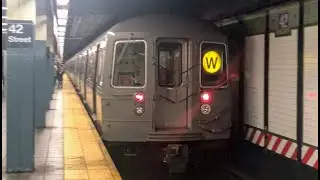 R68 (W) Train at Times Square - 42nd Street
