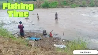 finish time with view coolWow! Amazing Fishing video in Beel water