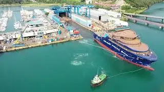 Botadura del barco construido por Astilleros Balenciaga para el parque eólico marino Saint-Brieuc