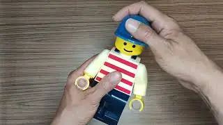 LEGO&reg; Gro&szlig;e Minifigur als Anspitzer mit Ma&szlig;band aus 2004 #lego #legoafol #legovintage #legofan
