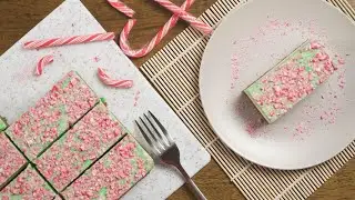 How to make EASY NO BAKE CHRISTMAS MINT CHEESECAKE BARS -Holiday Recipes | Recipes.net