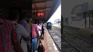 #anuradhapura railway station in #srilankarailway 🇱🇰 | #yaldevi #jaffnatrain #jaffnaexpress #m10 🛤️