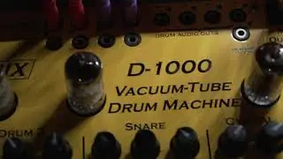Metasonix D-1000 Vacuum tube analog drum machine. Rare.