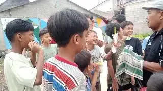 Sulap jempol di ikat