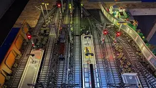 Ultra realistic LEGO&reg; Train Station: Now also with Signals!