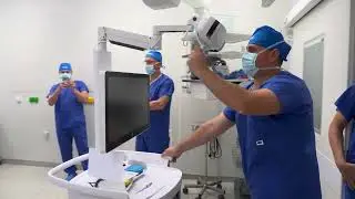Roboti mění ortopedii: Nemocnice AGEL Prostějov získala jako první v Česku unikátní systém VELYS