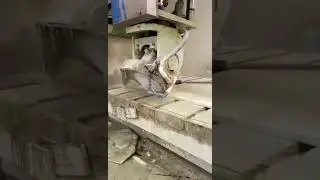 FRT350 bridge saw cutting stone with head 45 degree and 90degree rotate