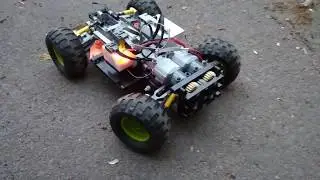 4WD Lego chasis with RC-Brick test