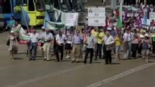 Thousands protest against electricity price hike