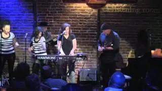 Do&ntilde;a Oxford - Between The Sheets - Live at Witzend
